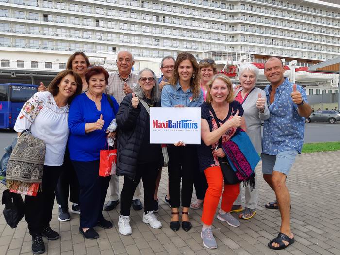 St Petersburg small group tour