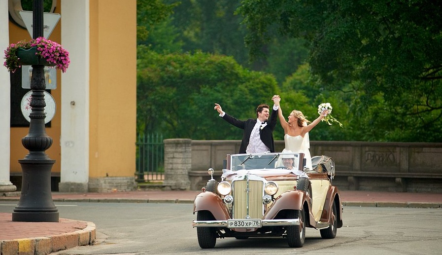 Wedding in St. Petersburg MaxiBaltTours